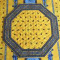 Octogonal quilted placemats "Tradition" yellow and blue, by Marat d'Avignon