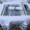 Nappe carrée damassée blanche, bordure "Bastide" bleue et blanche