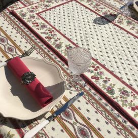Chemin de table en coton matelassé "Avignon" écru et rouge, Marat d'Avignon