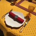Nappe provençale ronde en coton enduit "Calissons" jaune et rouge "Marat d'Avignon"