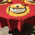 Nappe provençale ronde en coton enduit "Calissons" rouge et jaune "Marat d'Avignon"
