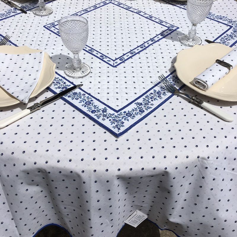 Pack nappe non-tissée bleue + 16 Pince-tables macaron bleus
