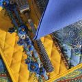 Set de table en coton matelassé "Tradition" jaune et bleue  "Marat d'Avignon"