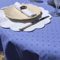 Nappe provençale ronde en coton "Calisson" bleu lavande et écru, Tissus Toselli