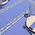 Chemin de table en coton matelassé "Calissons" bleu lavande et écru