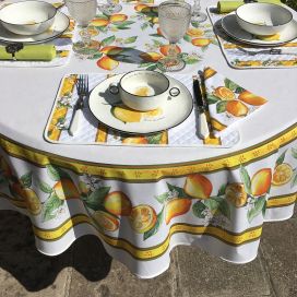 Nappe provençale ronde en coton enduit "Citrons" écru et jaune, Tissus Toselli