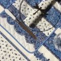 Set de table en coton matelassé enduit "Tradition" blanc et bleu Marat d'Avignon