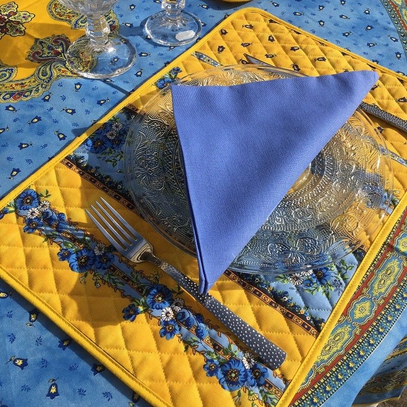 Set de table en coton matelassé enduit "Tradition" jaune et bleu Marat d'Avignon