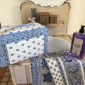 Quilted coton toiletry bag "Bastide" blanc et bleu