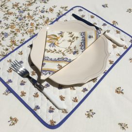Coated quilted cotton placemat "Moustiers" ecru and blue