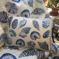 Decorative linen cushion "Cyprea" Tessitura Toscana Telerie