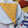 Damasked Jacquard table napkin "Delft" golden yellow