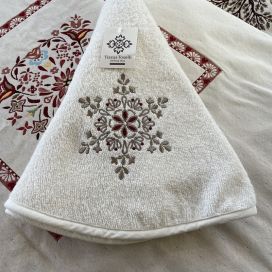 Embrodery round hand towel "Flocon" ecru