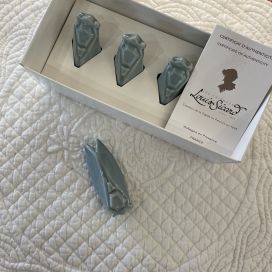 Box of 4 knife setting Cicada grey blue from Louis Sicard