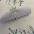 Pearls and metal table napkin ring "Flower" white