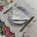 Squarel table mats, Boutis fashion ecru "Cremaria" and matching napkins