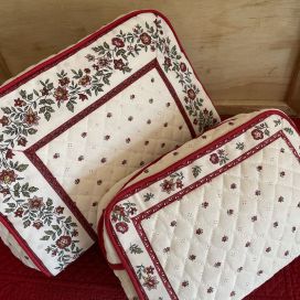Quilted coton toiletry bag "Calissons" white and red