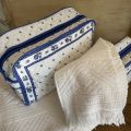 Quilted coton toiletry bag "Calissons" white and blue