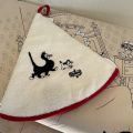 Embrodery round hand towel "Mother and Son" Dubout