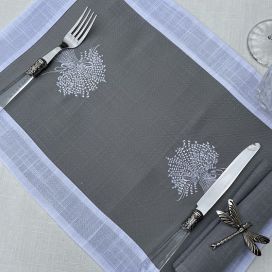 Linen and polyester  table mat "Lavandière" grey and white bordure