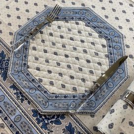 Set de table octogonal cadré "Bastide" blanc et bleu, Marat d'Avignon