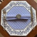 Octogonal quilted placemats "Calisson" ecru and lavender color