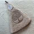 Embrodery round hand towel "Arbre de Vie" beige