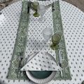 Quilted cotton table runner "Bastide" ecru and green by Marat d'Avignon