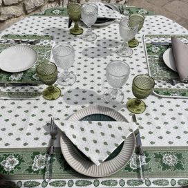Nappe provençale carrée en coton enduit "Bastide" écru et verte Marat d'Avignon