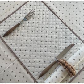 Quilted cotton placemat "Calissons" écru and beige