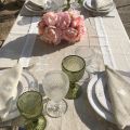 Linen and polyester  table runner"Coeurs brodés" linen and white bordure