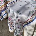 Tessitura Toscana Telerie, linen table runner "Primula"