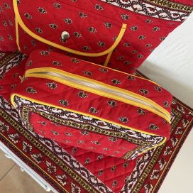 Trousse de toilette en coton matelassé "Avignon" rouge et jaune