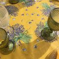 TISSUS TOSSELI  Nappe ronde en coton enduit "Bouquet de Lavandes" jaune