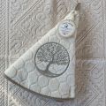 Embrodery round hand towel "Arbre de Vie" ecru