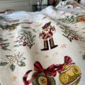 Nappe Jacquard "Casse Noisette" rouge et vert Tissus Tosseli