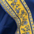 Nappe damassée Bleu France, bordure "Avignon" jaune et bleue