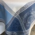 Nappe rectangulaire Jacquard "Versailles" grise et bleue, Tissus Toselli