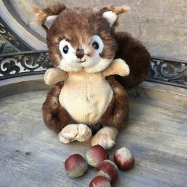 Barbara Bukowski - the brown squirrel Brunis