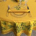 Nappe provençale ronde en coton enduit, diamètre 230cm "Nyons" jaune, TISSUS TOSELLI