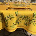 Nappe provençale rectangulaire en coton enduit "Nyons" Olives jaune