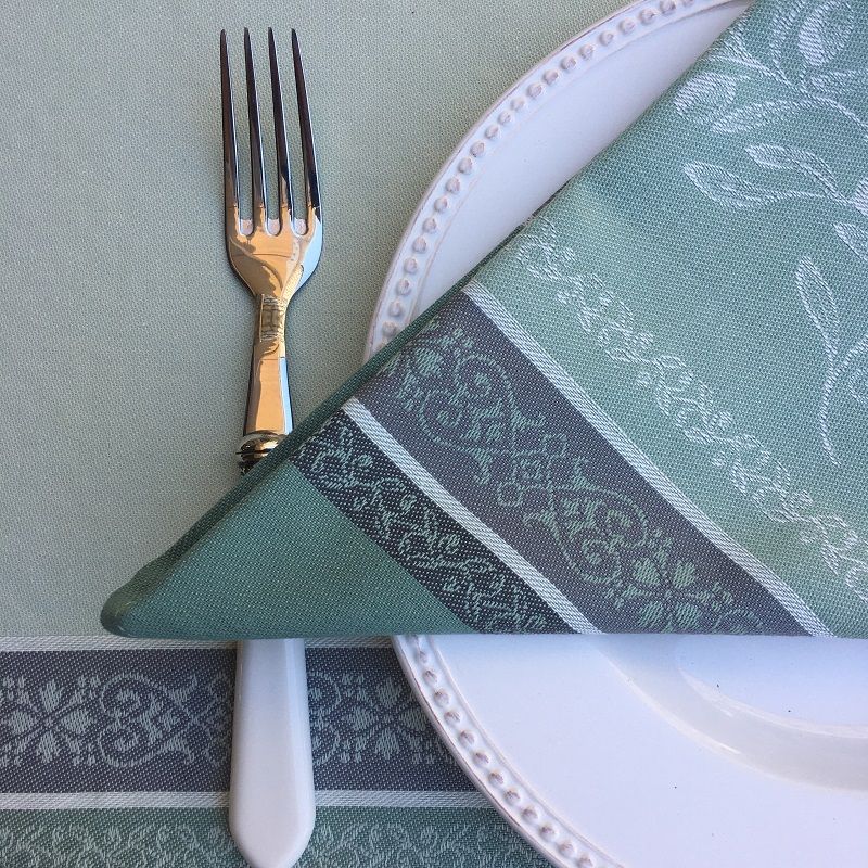 Jacquard table napkins Olivia green by Tissus Toselli