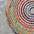 Colored round jute an cotton rug