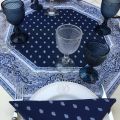 Tapis de table octogonal en coton matelassé "Bastide" bleu et blanc