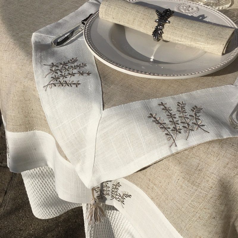 Nappe carrée lin et polyester "Lavandes brodéés" lin bordure blanche