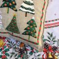 Housse de coussin brodé "Arbres de Noël" lin et polyester