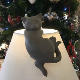 Resin grey cat for lampshade