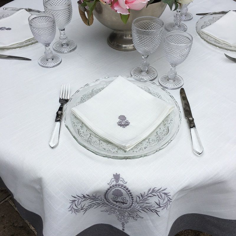 Couleur Blanc fleuri taille 110-140cm Nappe de Table ronde en plastique  vinyle, support en flanelle, bord éla - Cdiscount Maison