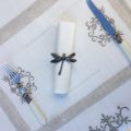 Set de table lin et polyester "Coeurs brodés" blanc bordure lin