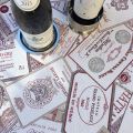 Nappe carrée Jacquard "Bordeaux" écru et rouge Tissus Toselli